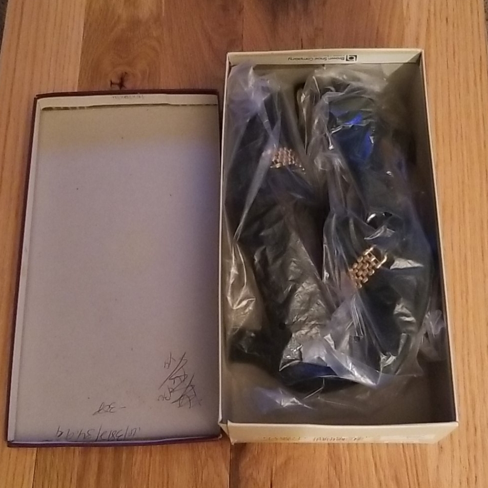 Naturalizer Pumps Green Suede